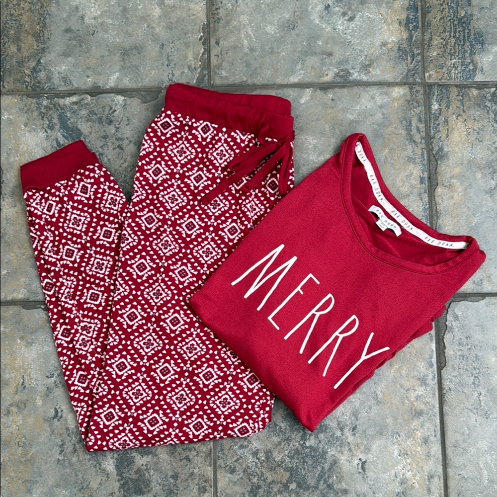 Rae Dunn ‘MERRY.’ Red and White Pajama Set